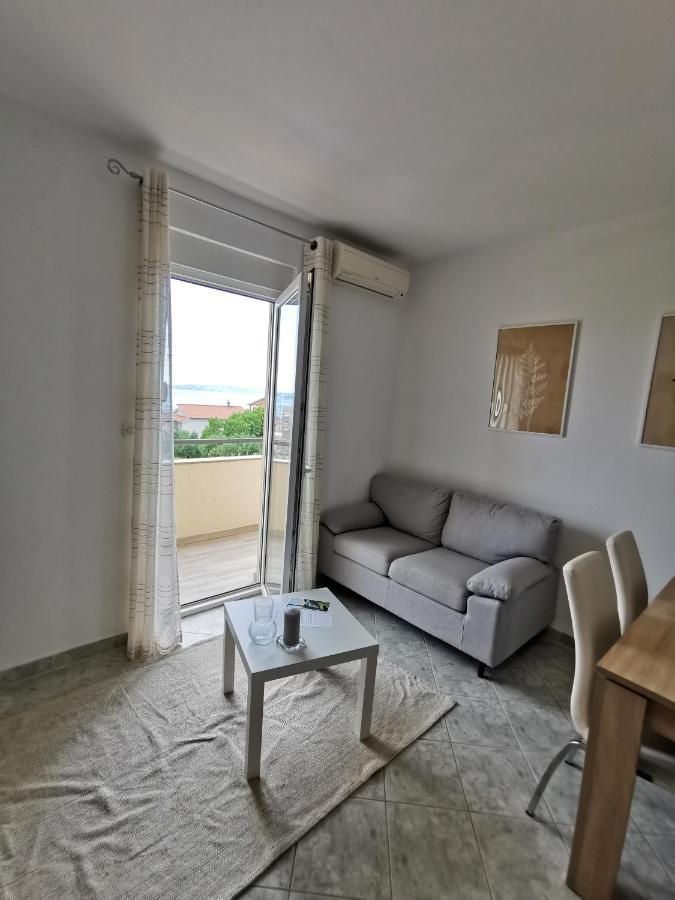 A4 Apartmani Kevic Kaštela Екстериор снимка